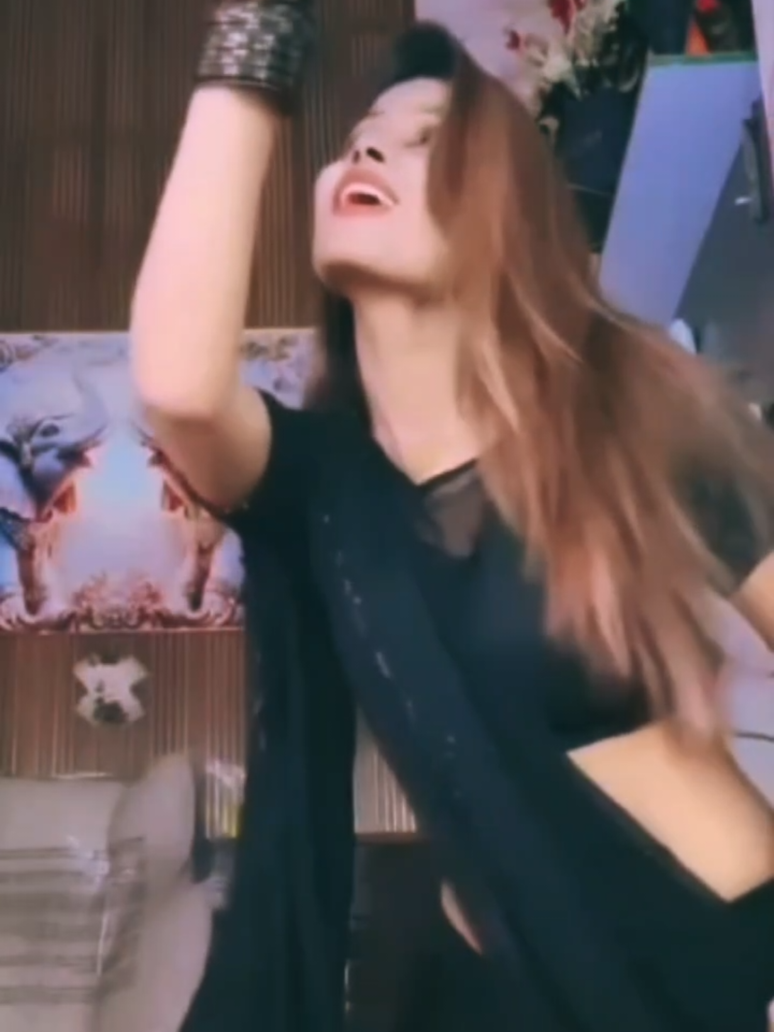 @𝒟ℯ𝓋𝒾𝓁 𝒦𝒾𝓃ℊ 𝒯𝓊𝓉𝓊𝓁