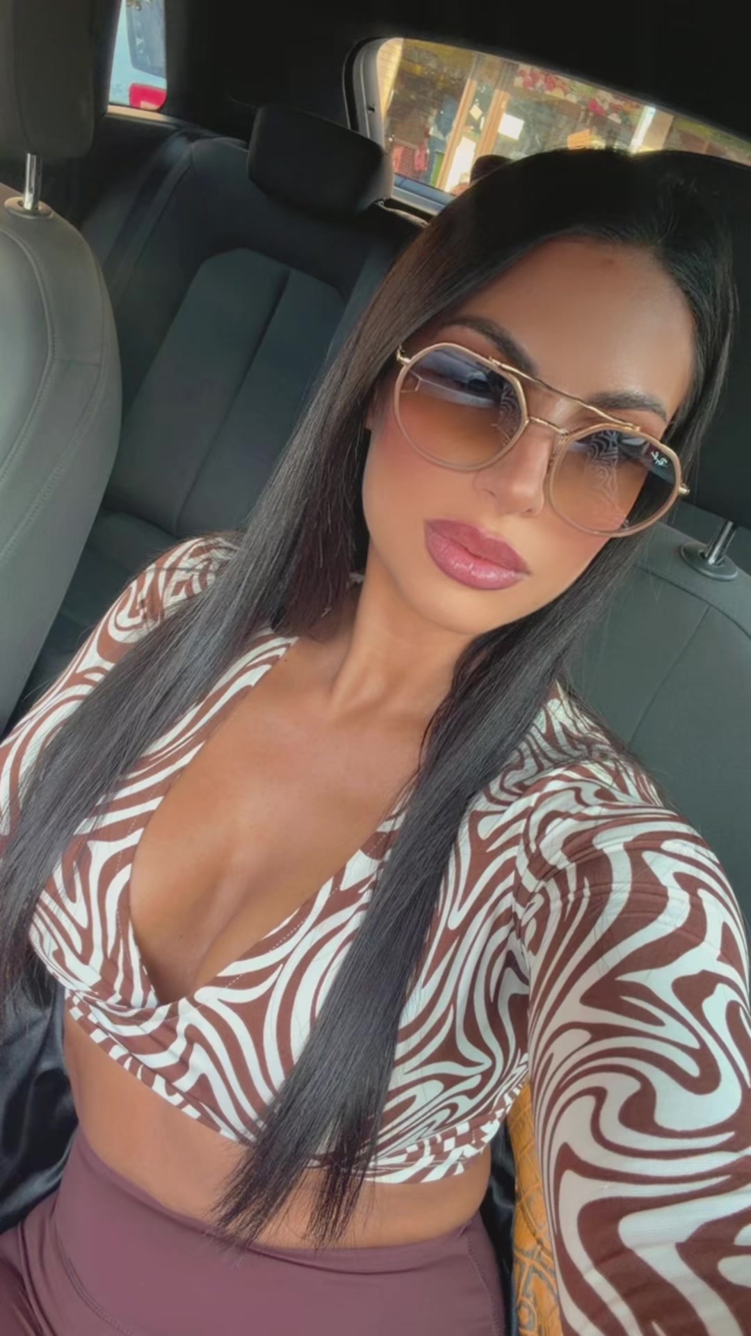 @ivana🥰