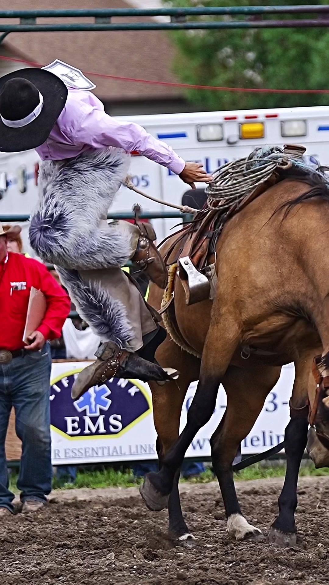 @Hanginghorses