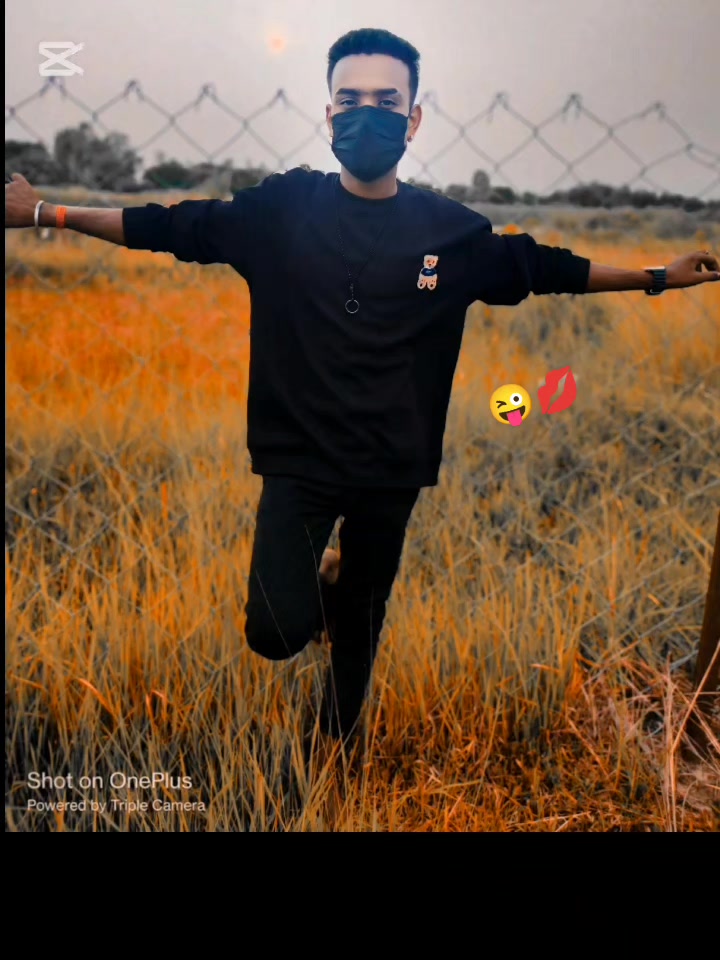 @🆂🅸🅽🅶🅻🅴 🅱🅾🆈 🆂🅷🅸🆅