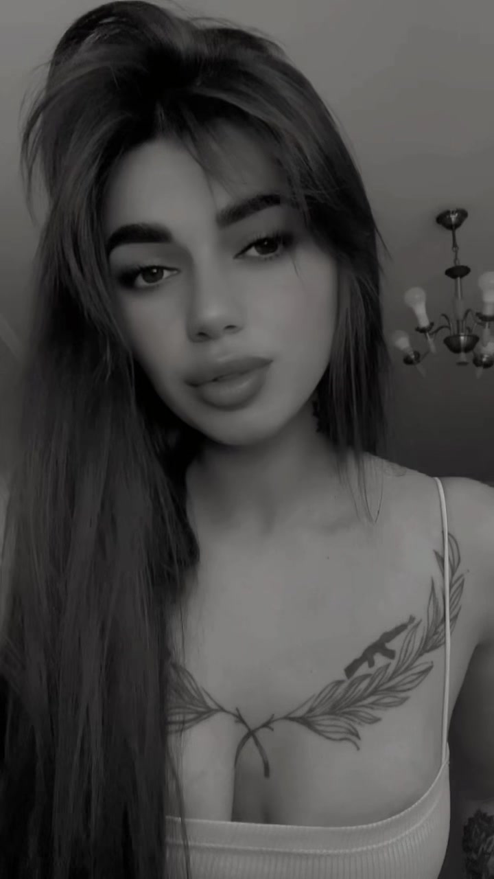 @Alina🦋✨