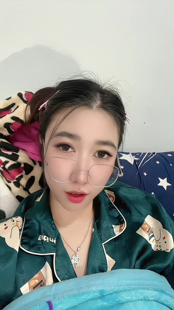 @• 🌷นอ นอ˚⊹