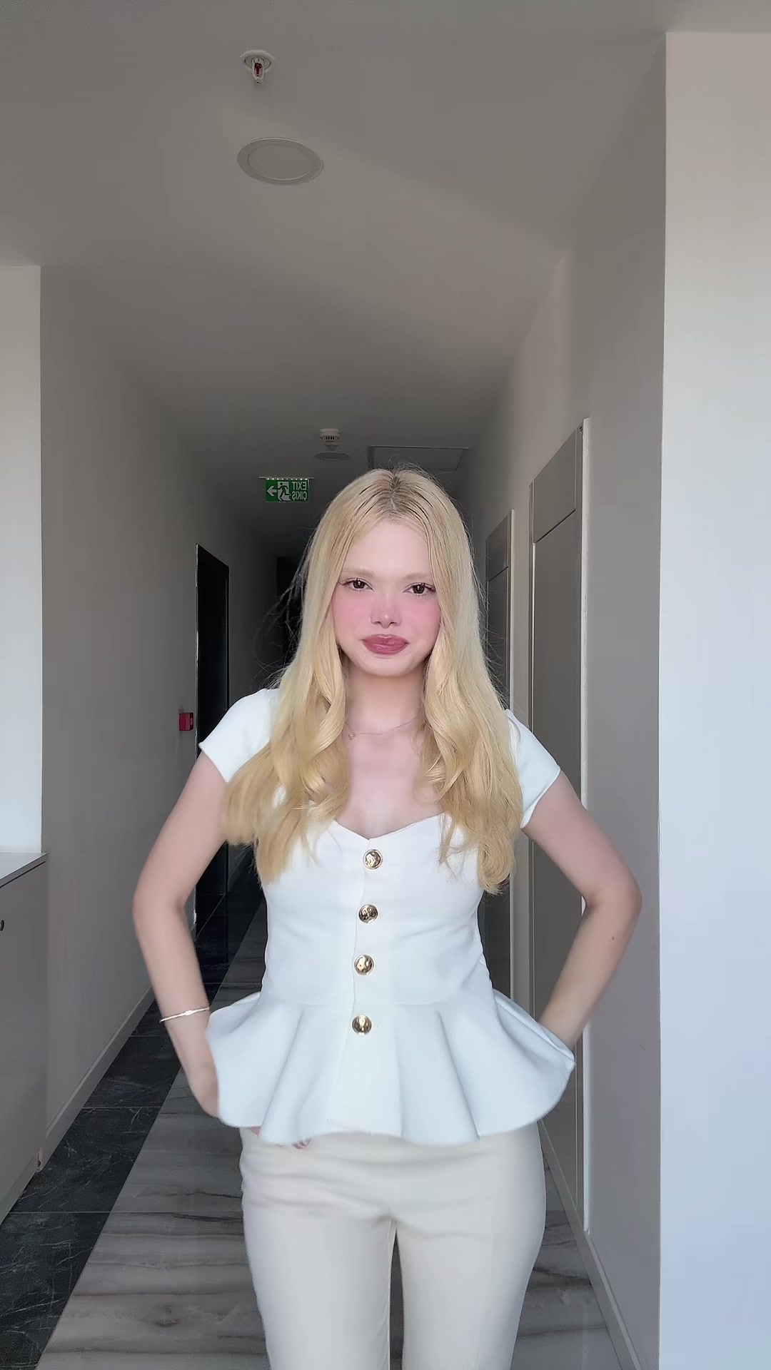 @Stella 👱🏻♀️