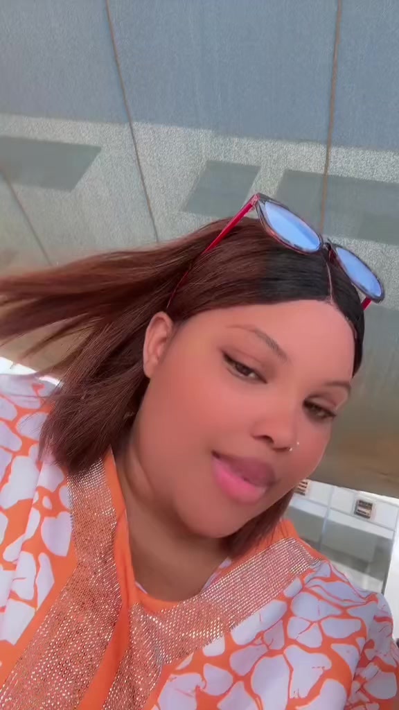 @Evachou 🇸🇳🇲🇷