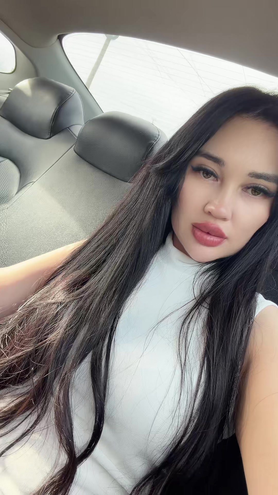 @Zhanyla