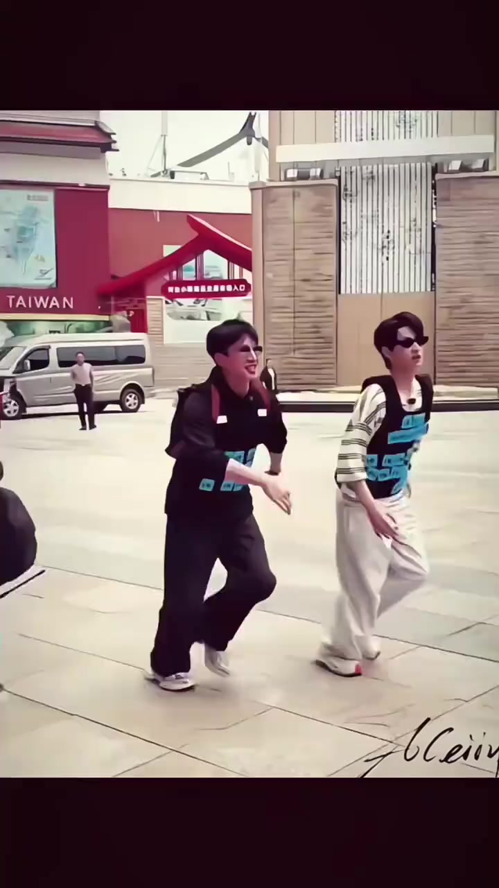 @Lưu Tiêu Húc