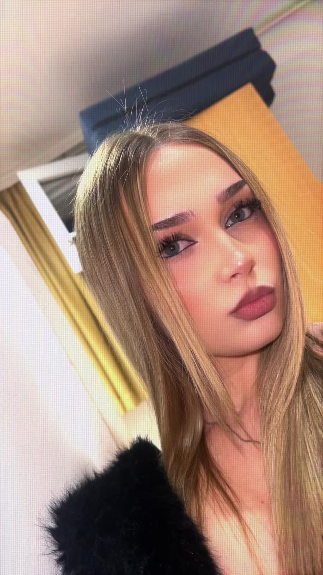 @ivana🦋