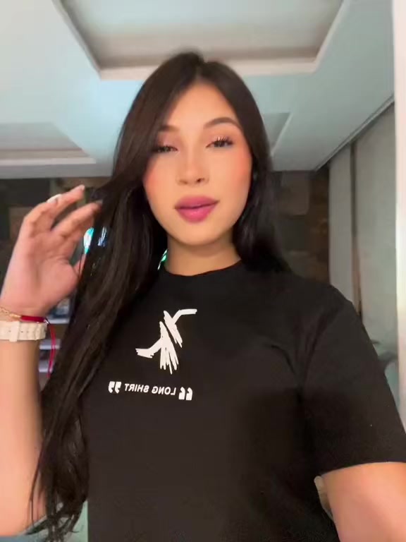@Karen Cano