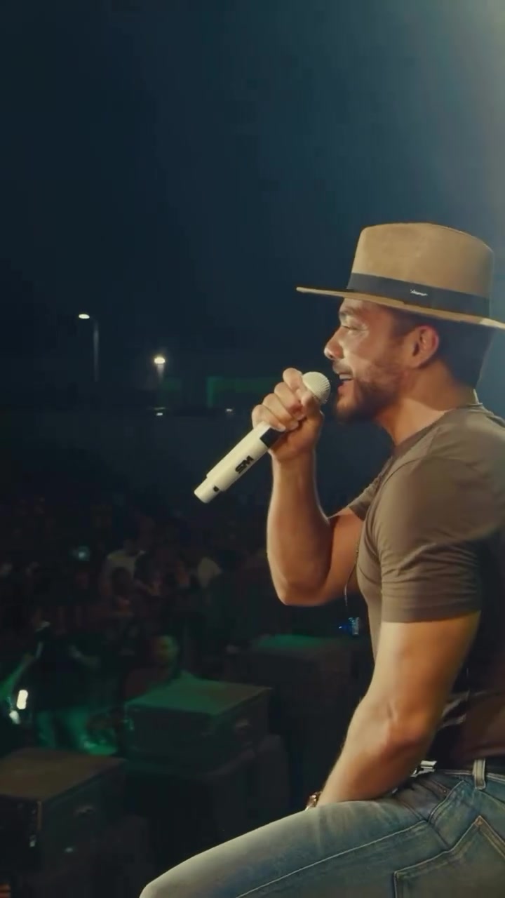 @Wesley Safad&atilde;o