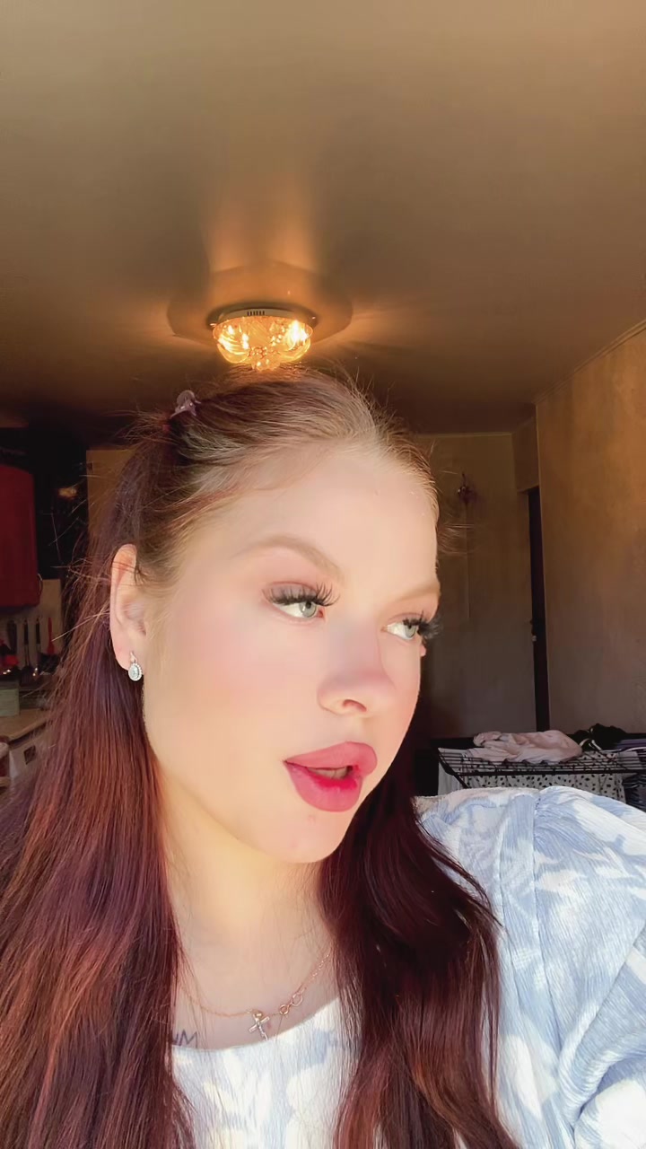 @Арина Никонова
