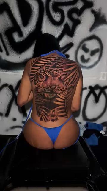 @A 🦋