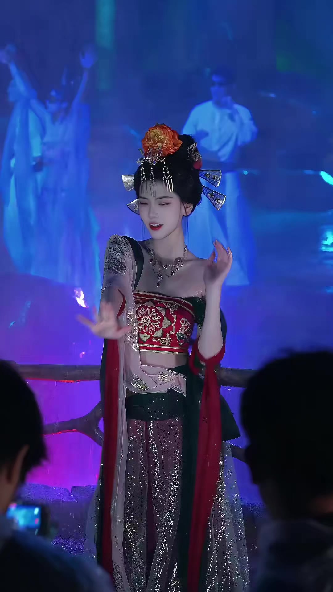 @Gái Xinh ở Đây