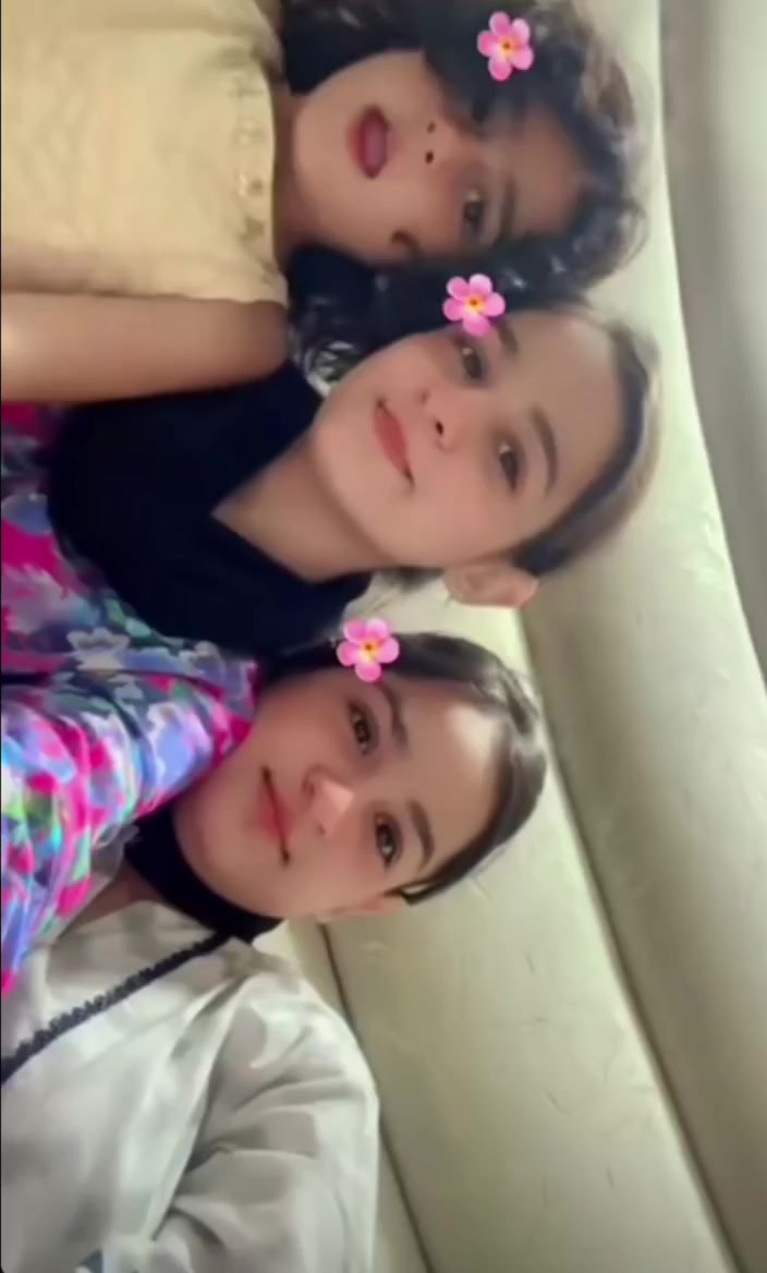 @Mishal ZaحRa_🦋