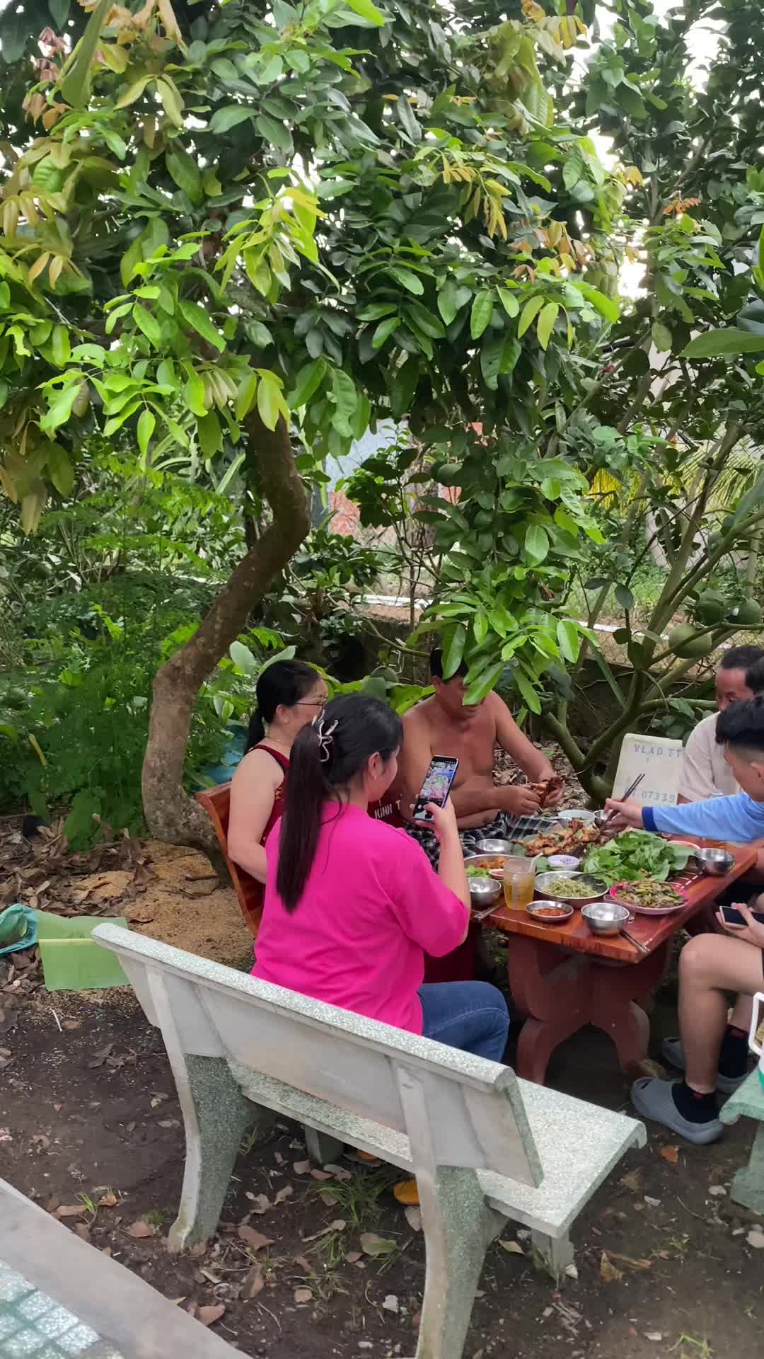 @L&ecirc; Quyền