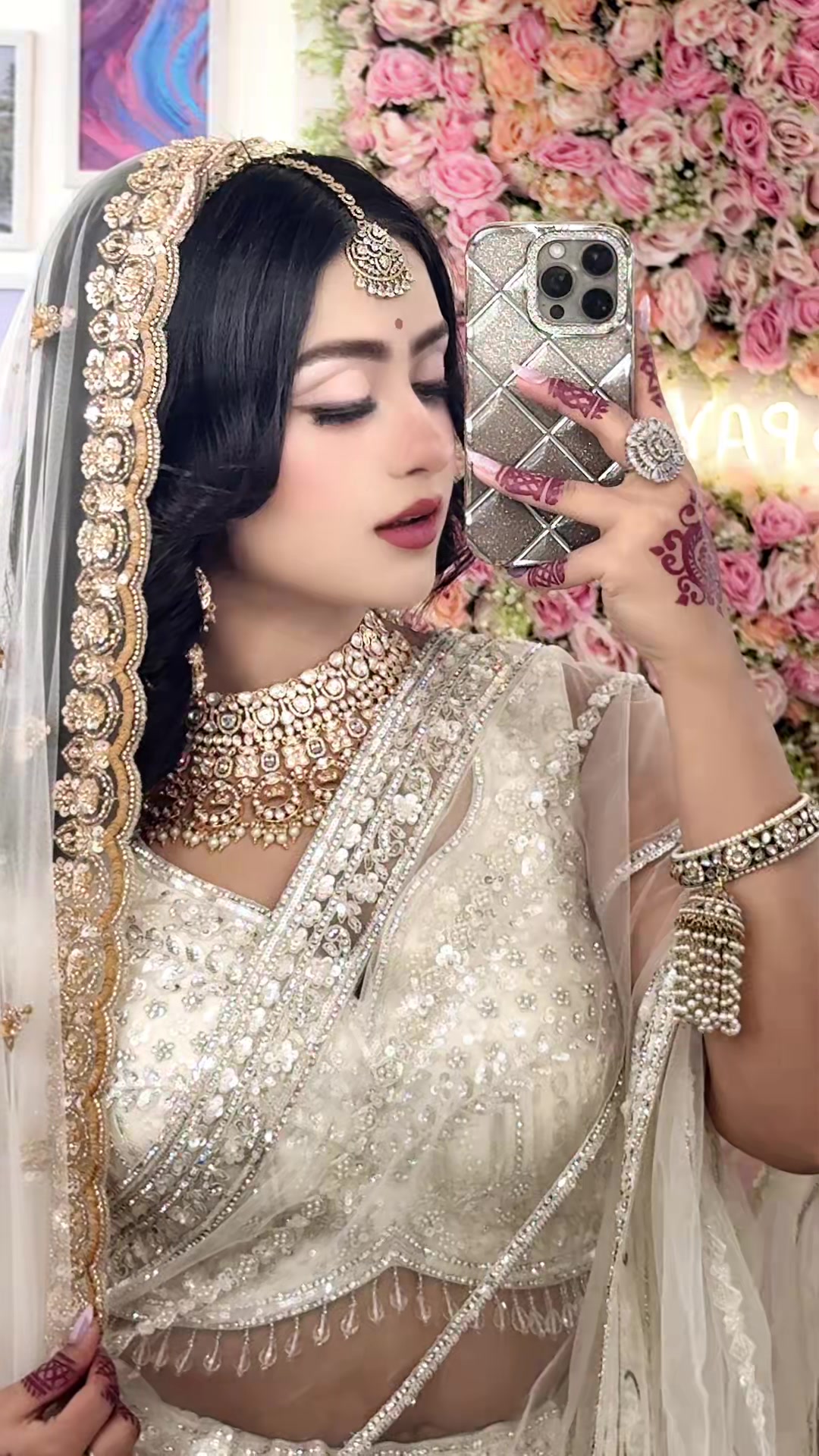 @sneha21🖤