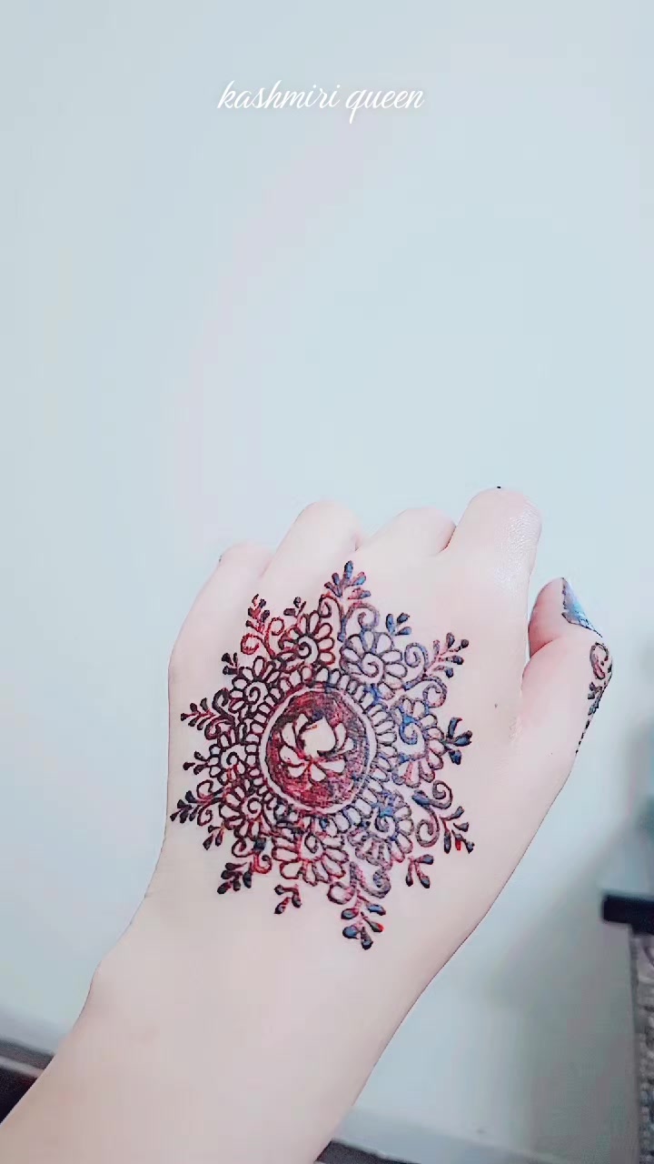 @kashmiri queen🚩