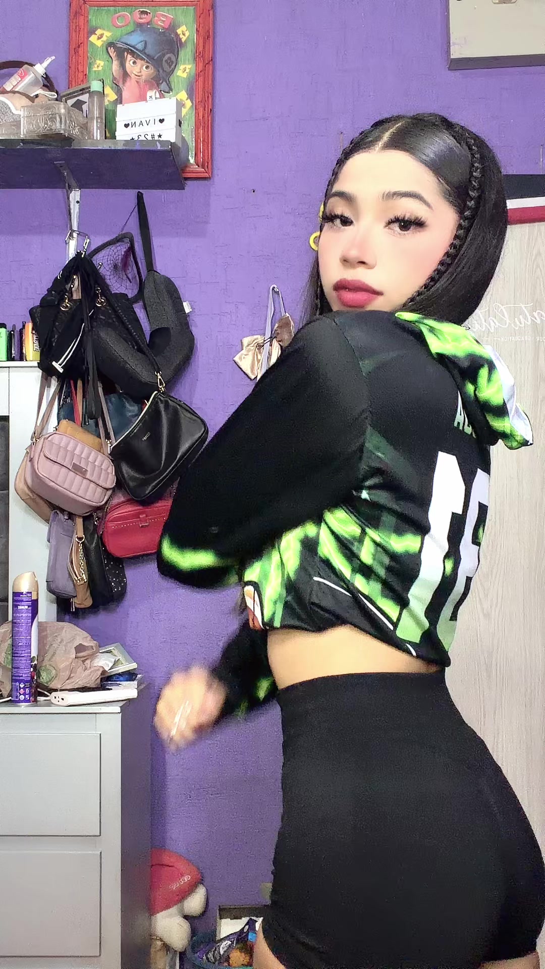 @𝓛_𝓢𝓪𝓵𝓲𝓷𝓪𝓼🤎🏈