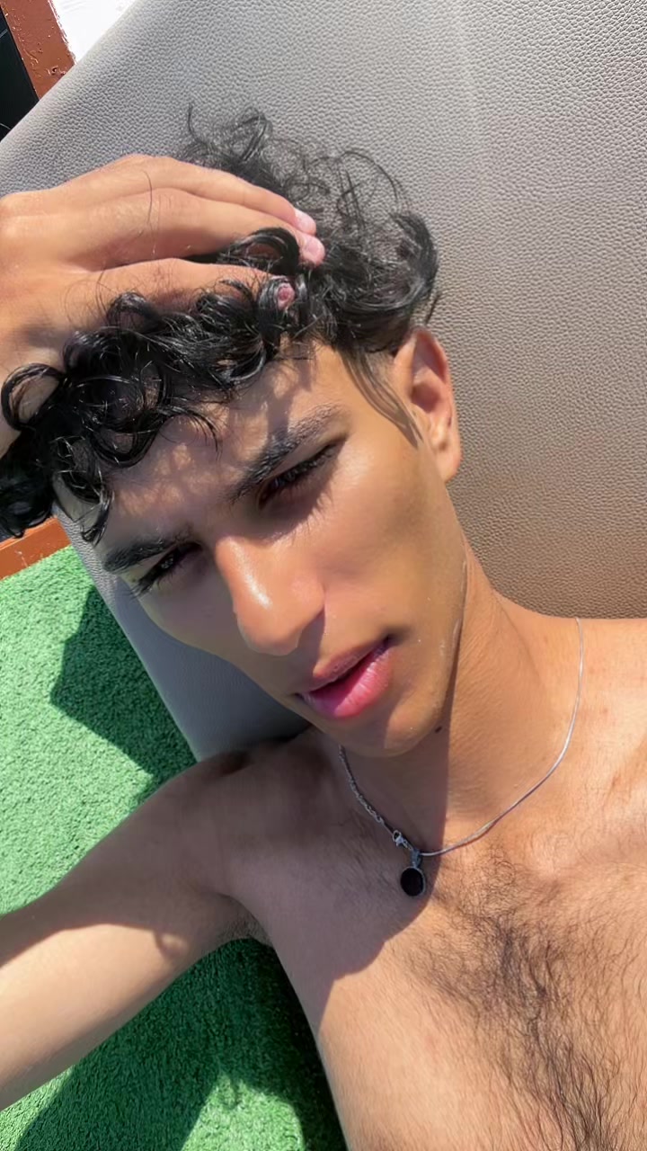@Omarzz💜⚡️