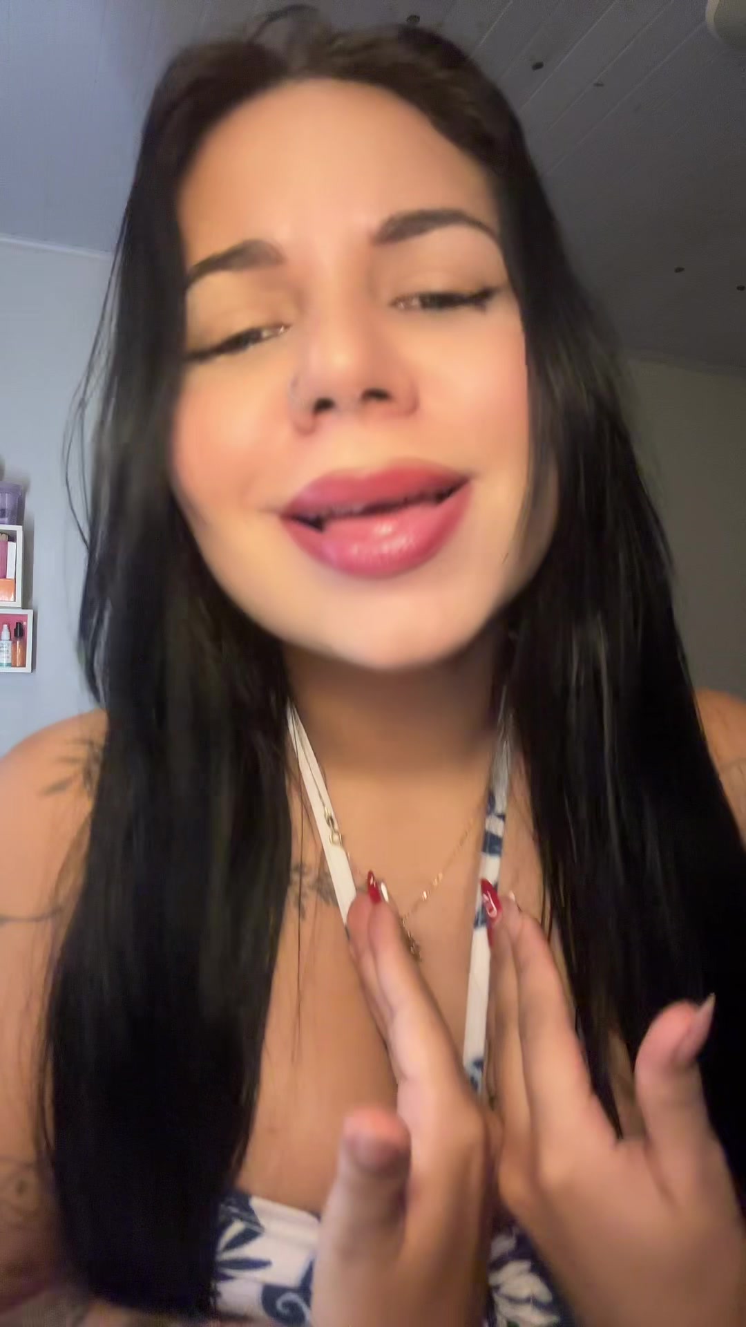 @Hellen_sillvax