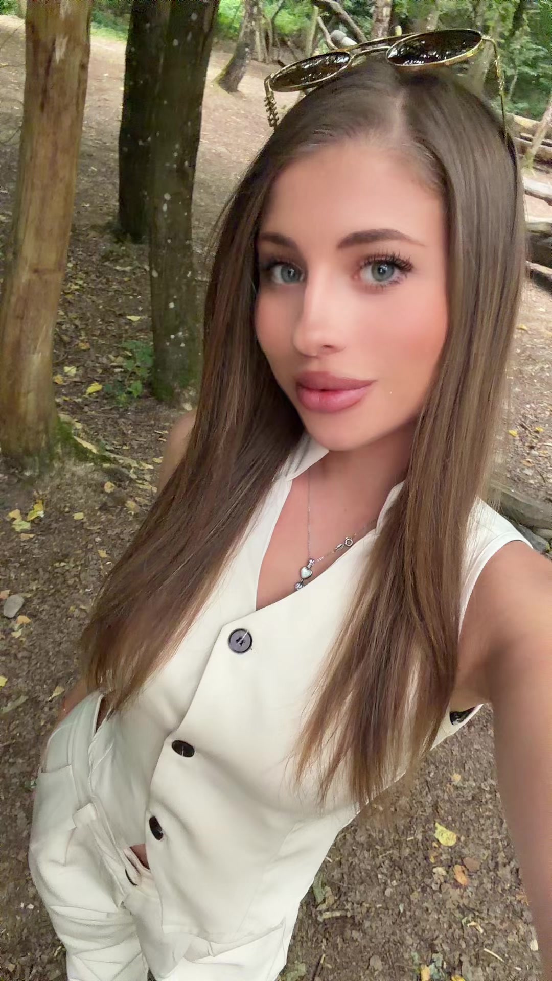 @Violetta Rai
