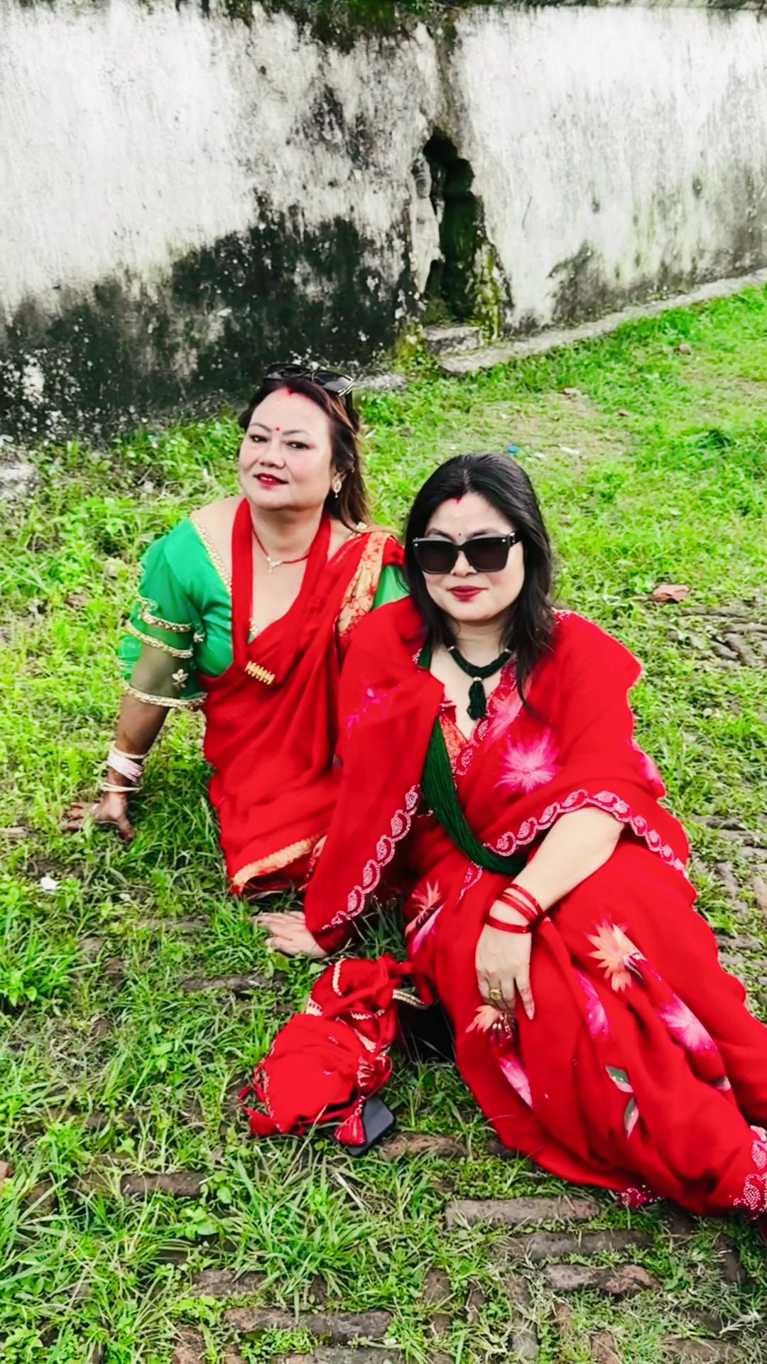 @Kusum Kamla bardewa 😍
