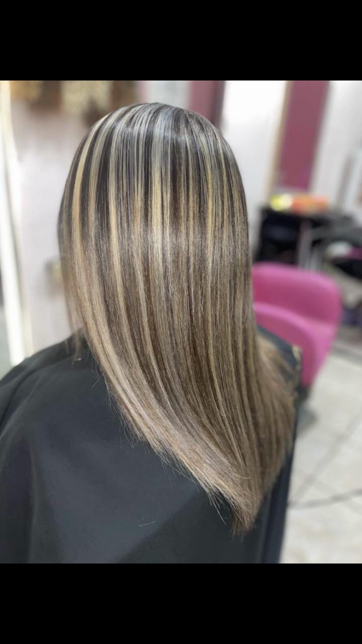 @✂️AnnaQuirozHairDesigner💎