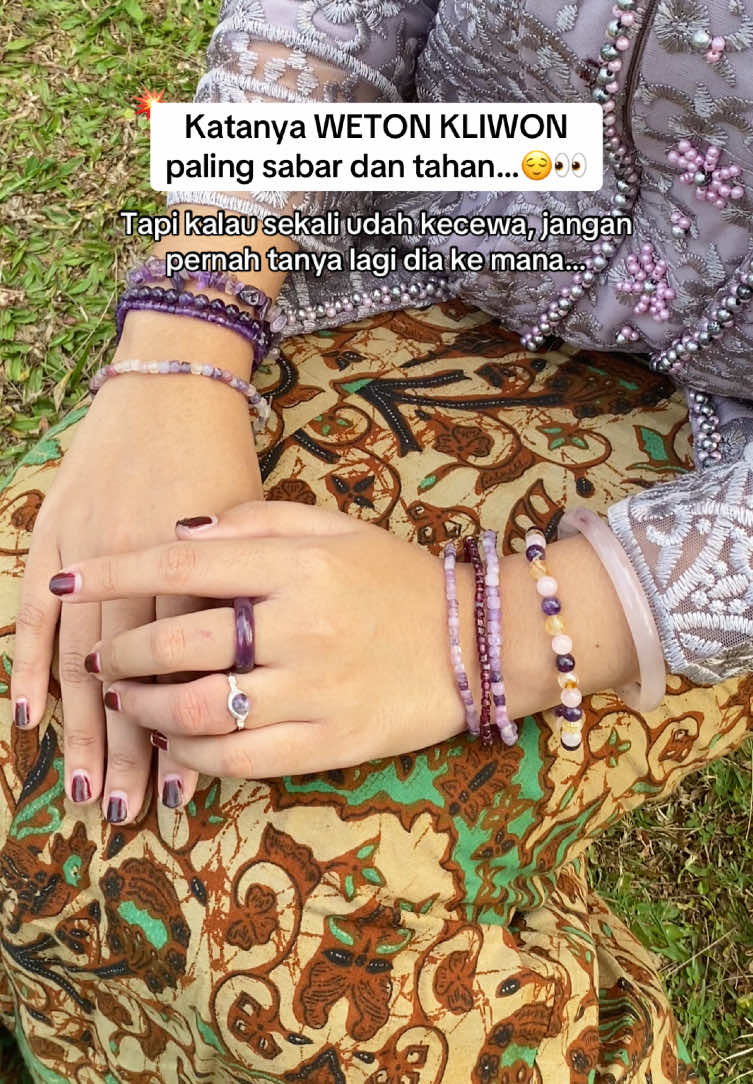 @Zupazupazuu Crystal Jewelery
