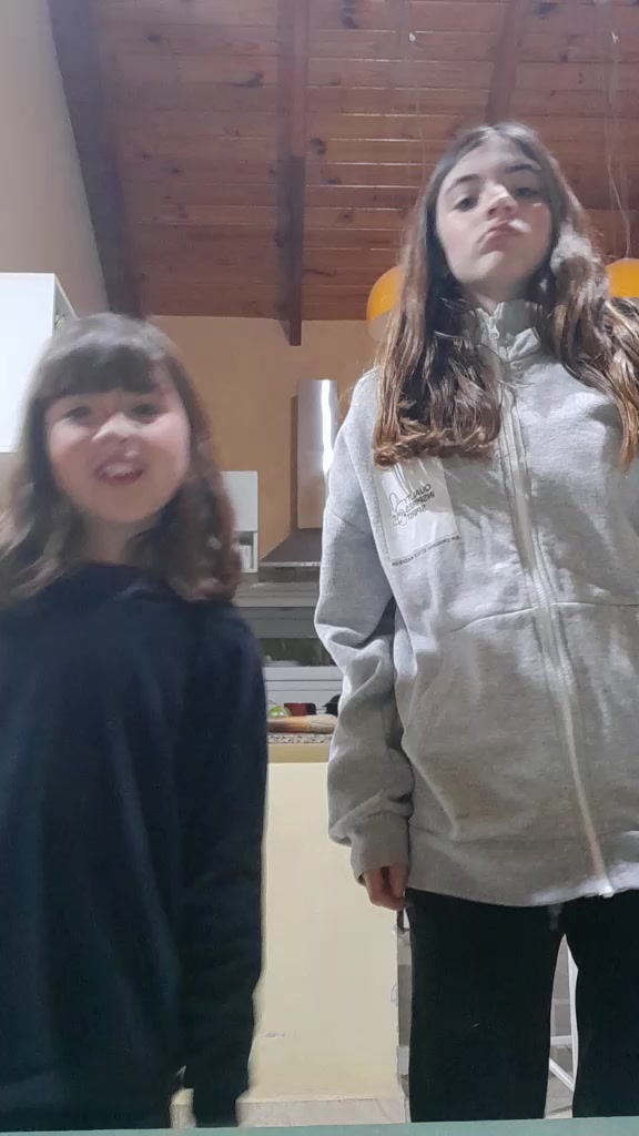@𝑣𝑖𝑘𝑦🌹