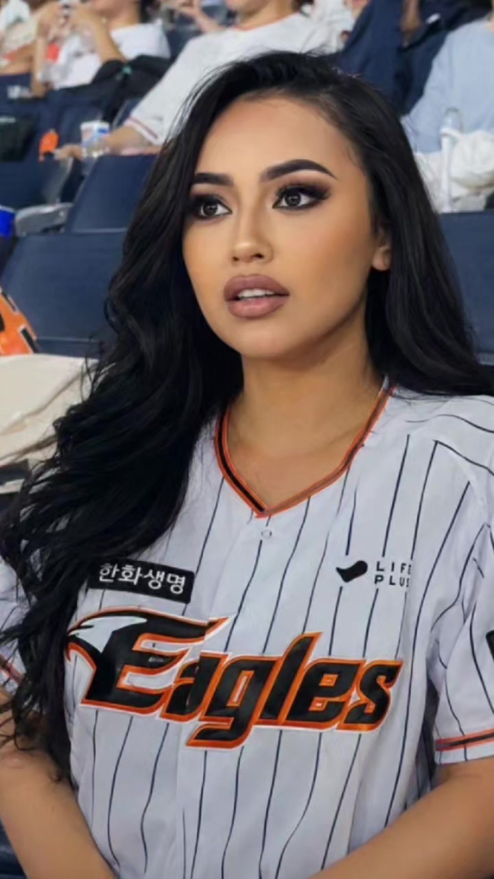 @Kennia Mondragon 🐲🔥