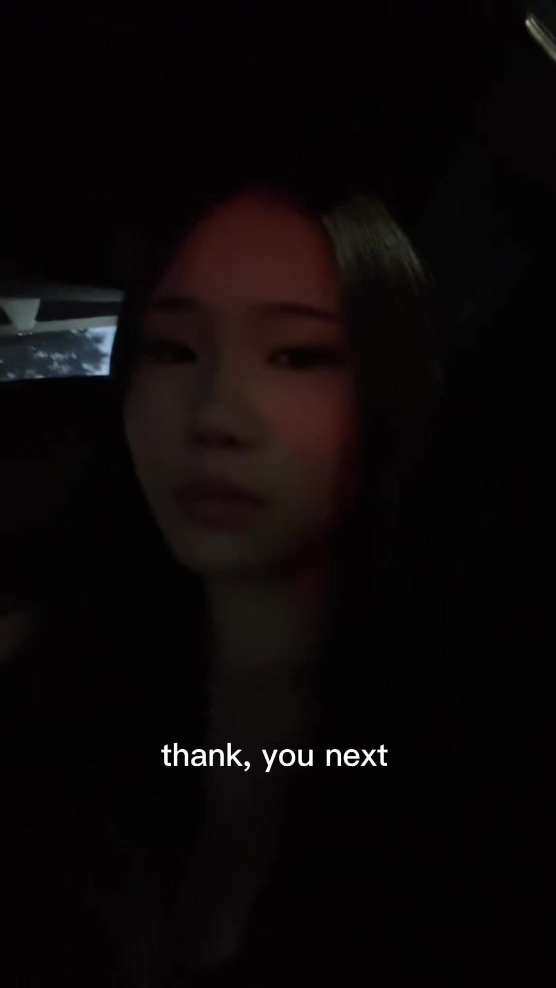 @chloee🦖
