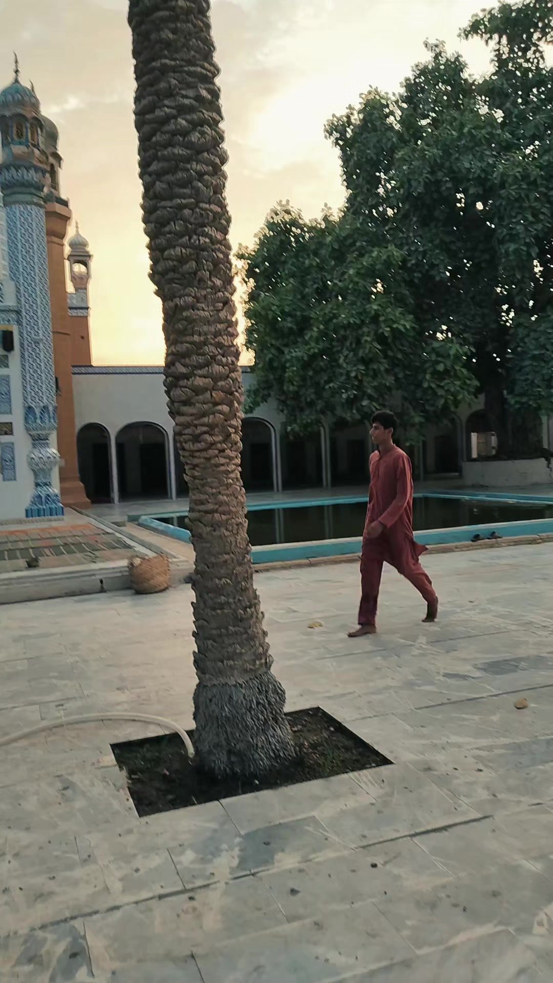 @❦𝚂𝚑𝚎𝙷𝚊𝚣𝚊𝚍𝚒👑
