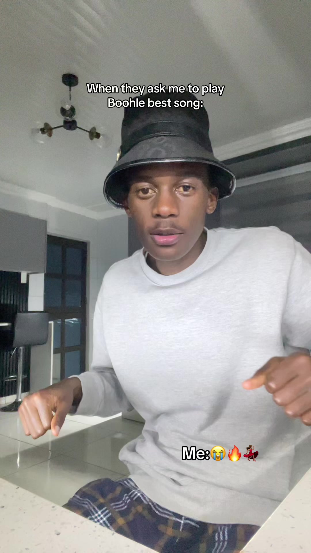 @momo