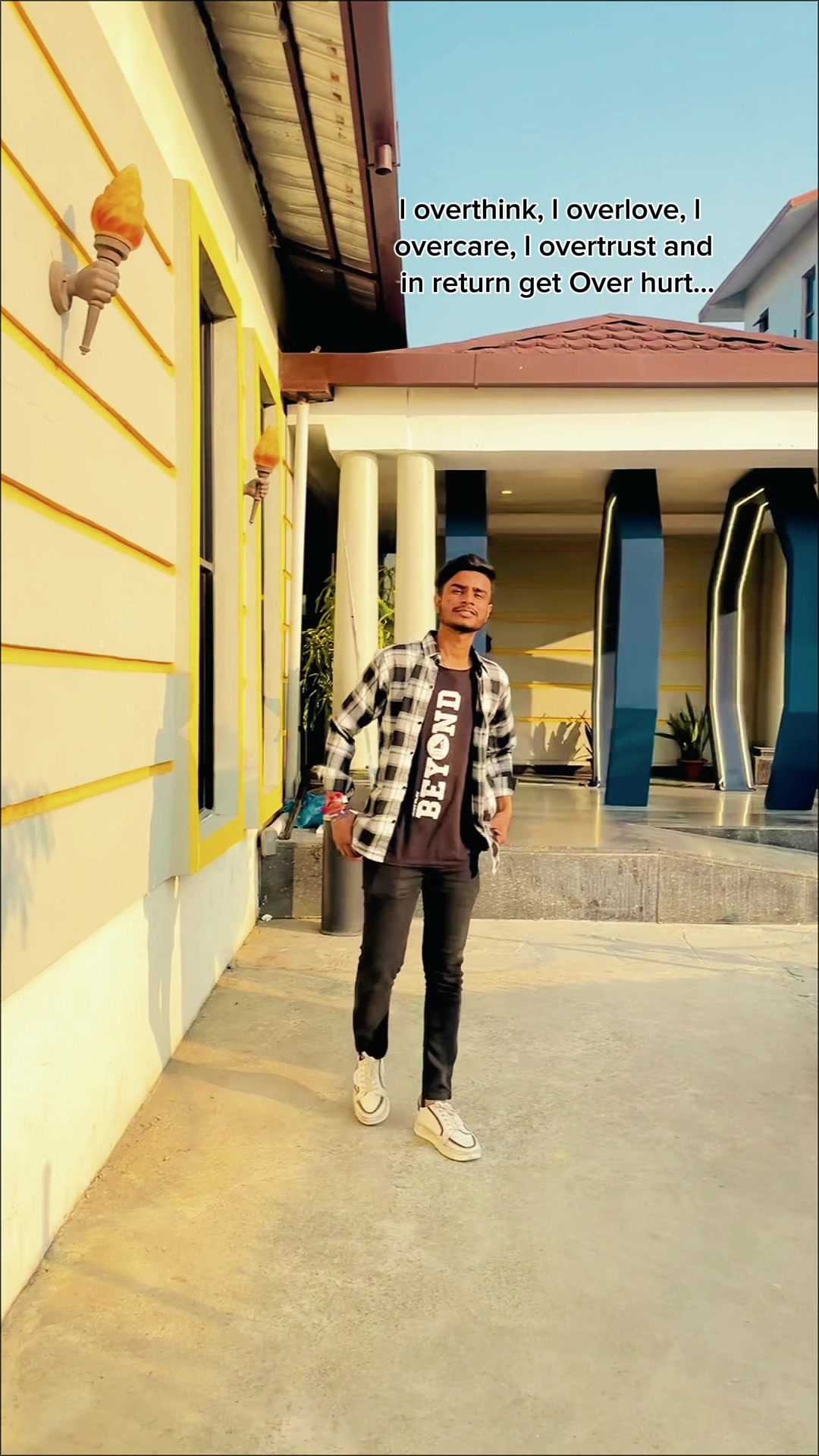 @Ñîkhił Gùptã😙🤘🔥😎