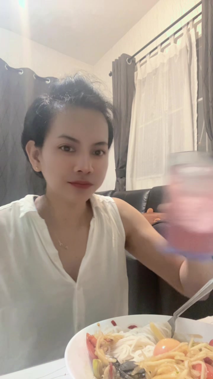 @Prapasri2528