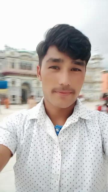 @MR⭐️SURENDR💞💐🎆
