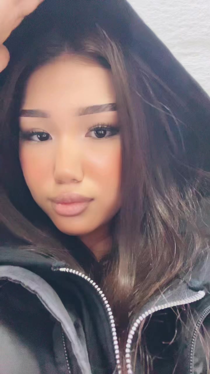 @🐰