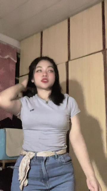 @putriapriliiiii💋