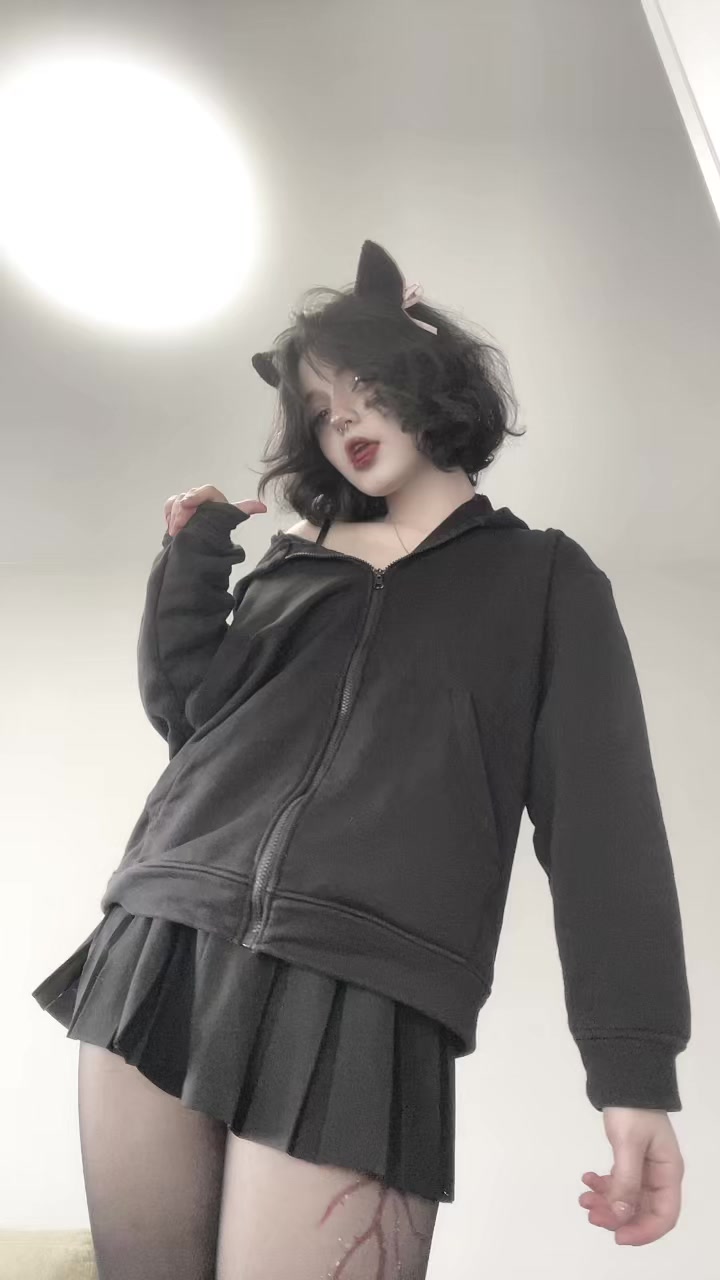@ferrtie_