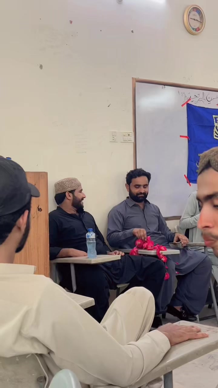@BADAL MAZARi🇱🇾