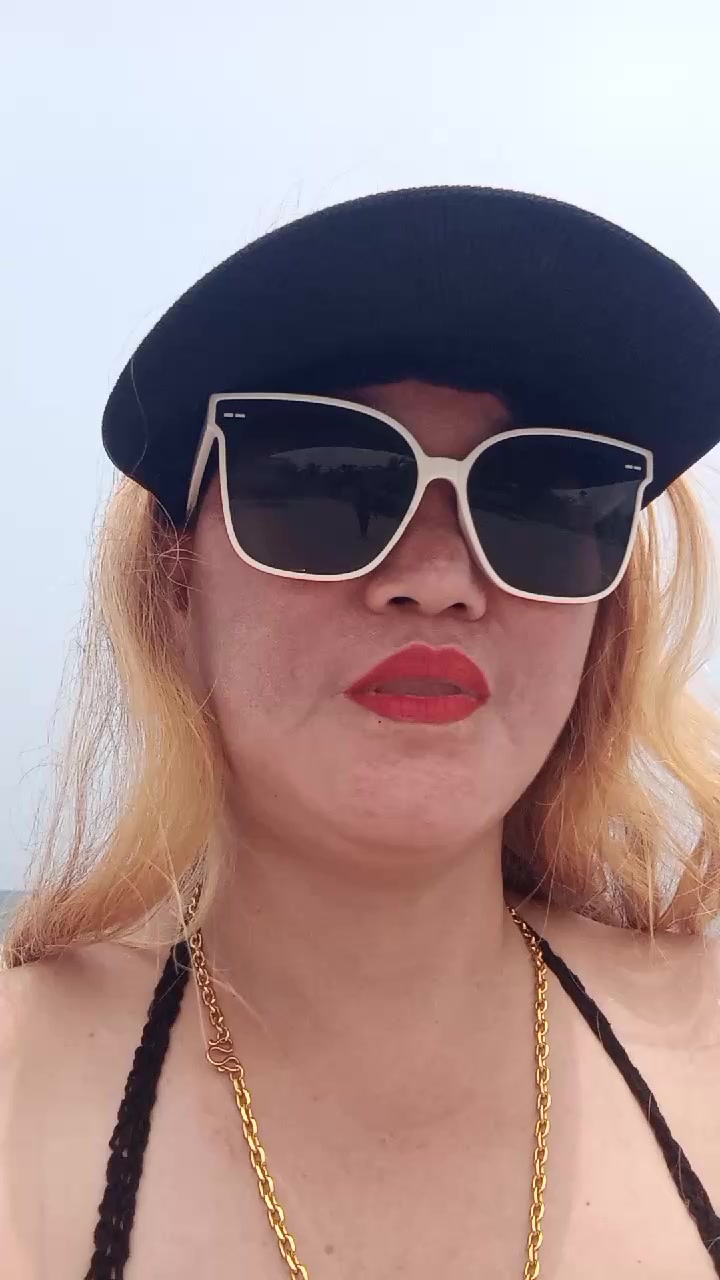 @Mila Cuevas