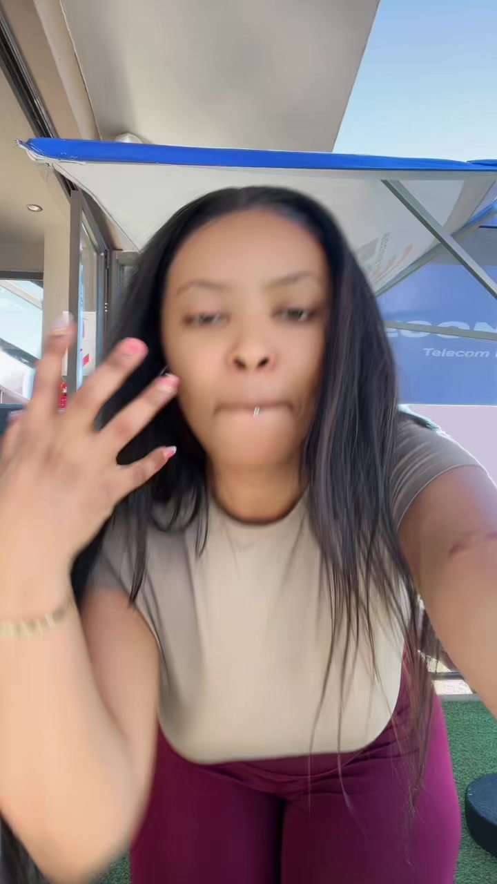 @Nthabi_Sings