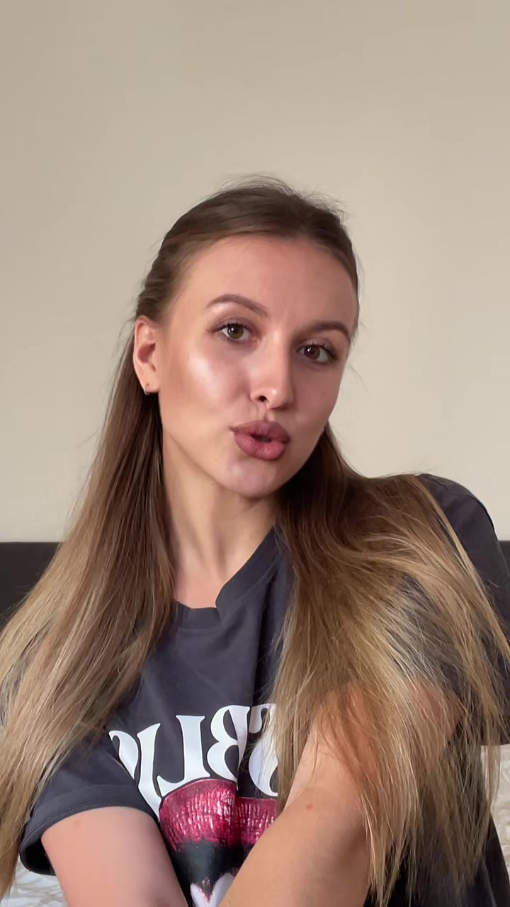 @valeriealexx