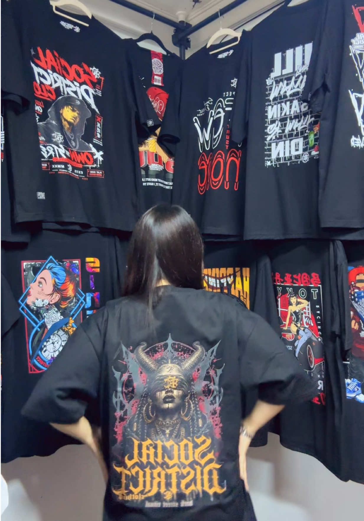 @SOCIAL DISTRICT CLOTHING