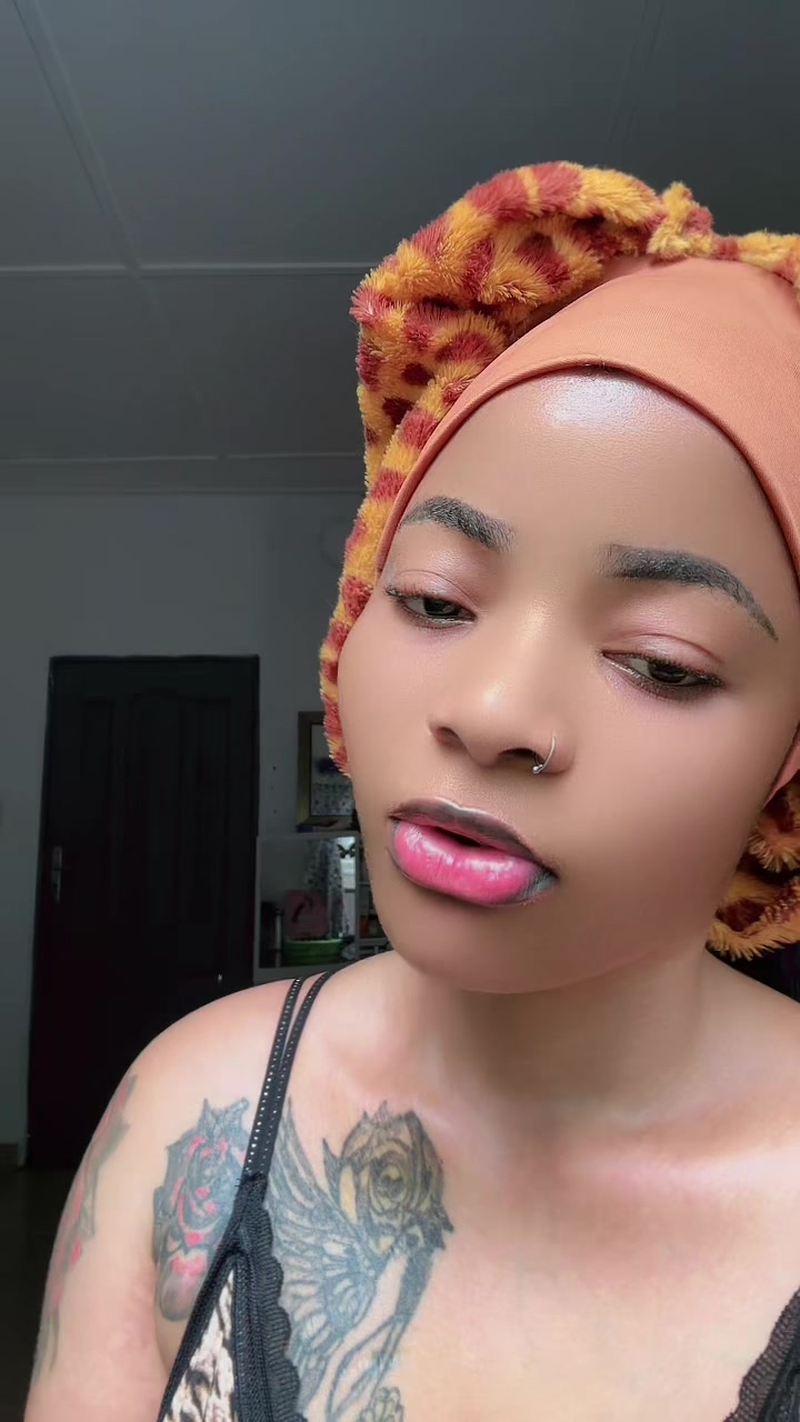 @lalionnenoir🖤♌️🦁🦅