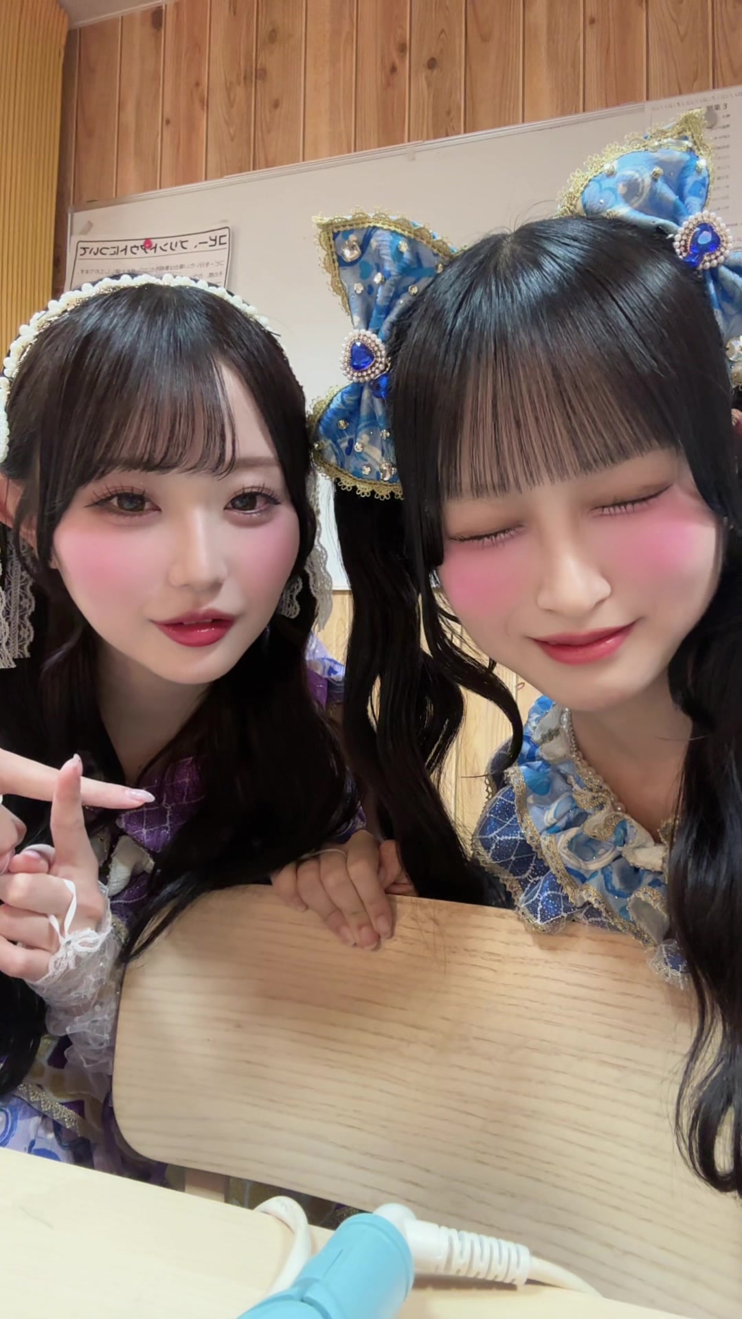 @澪織にいな