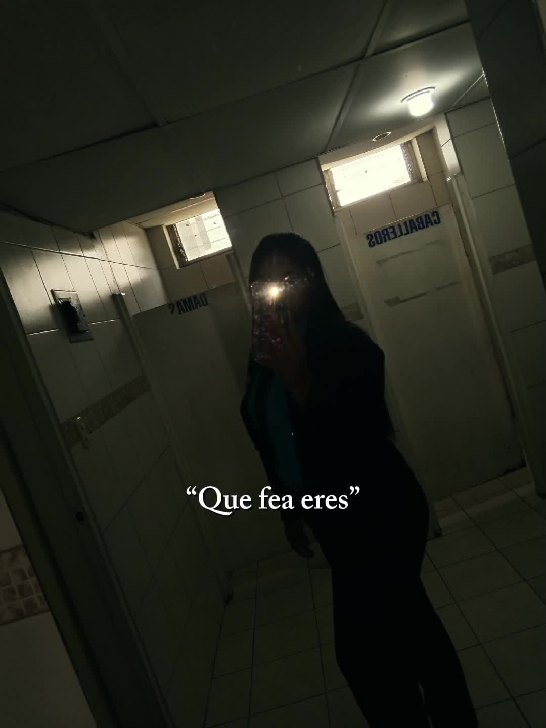@👸Y