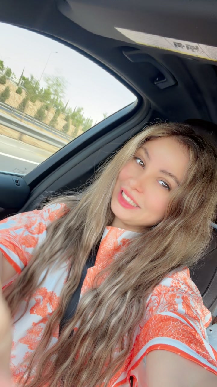 @Mis_Naya
