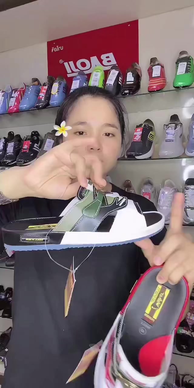 @Young smile shoes