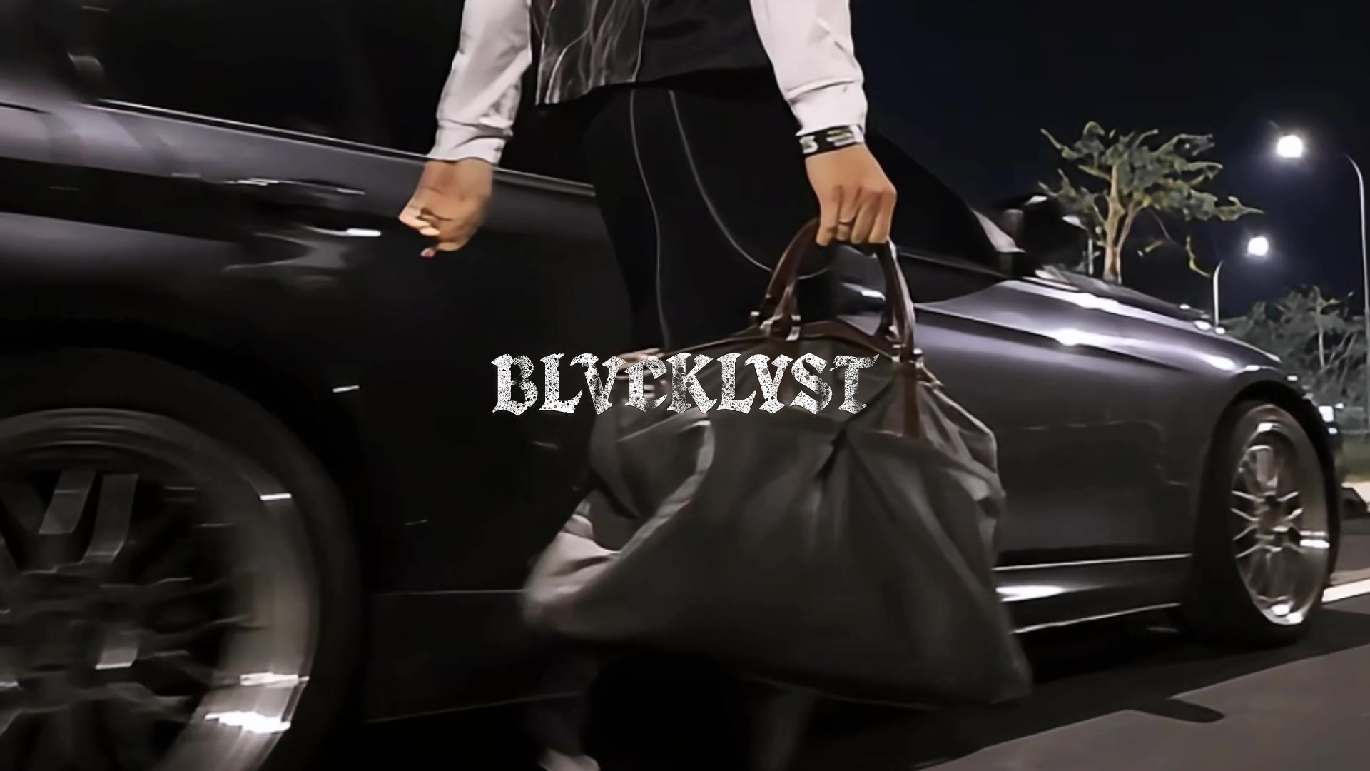 @BLVCKLYST