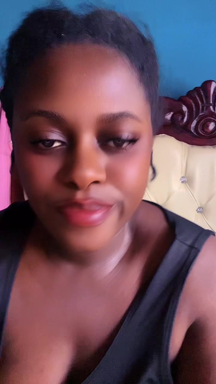 @Ivonne Clara🇰🇪